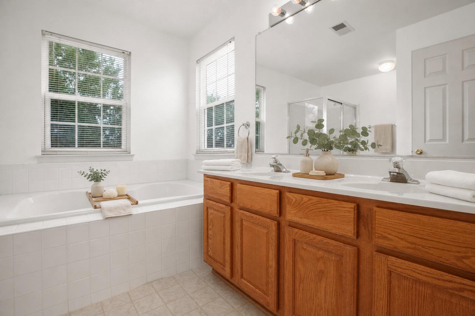 154 Limestone Way photo 8