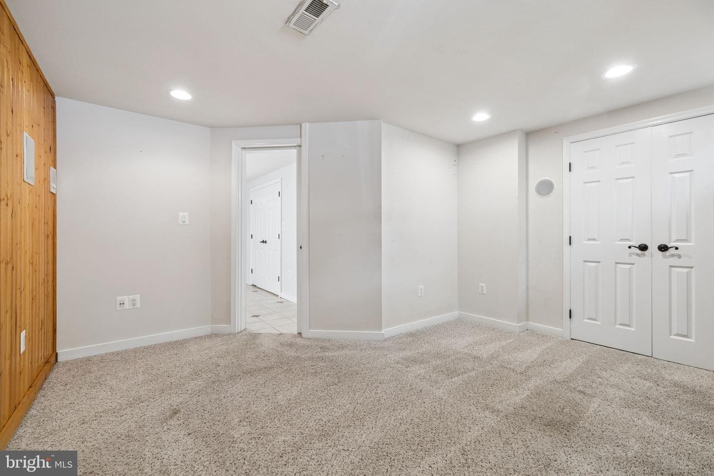 2 Stoneridge Court photo 42