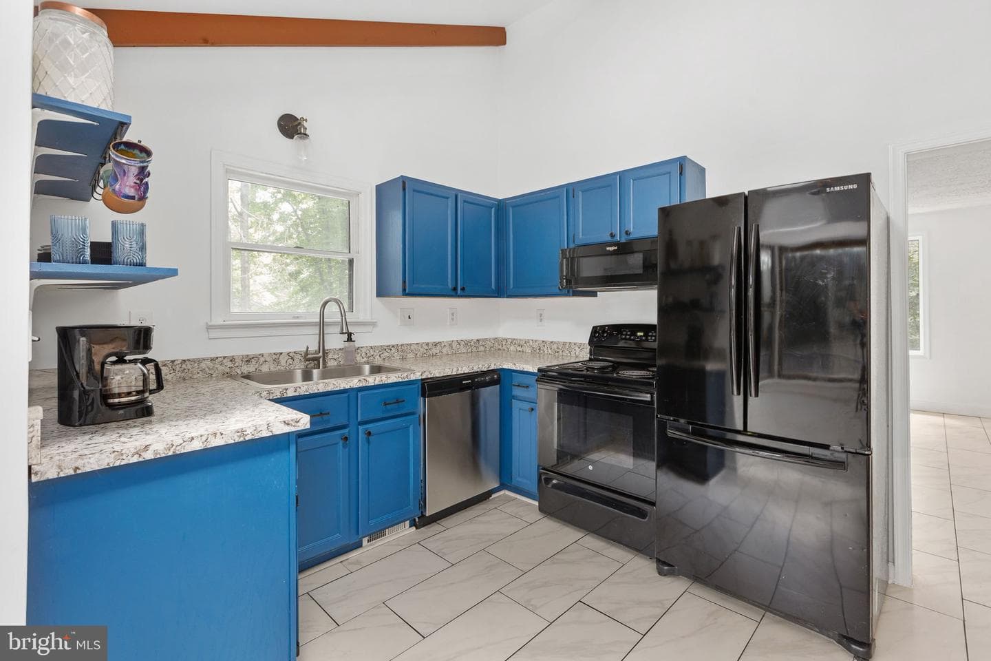 64 Greenridge Drive photo 6