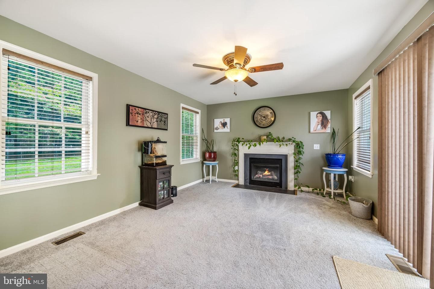 465 Spotted Tavern Road photo 16