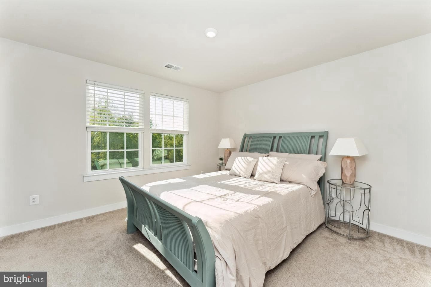 39 Oak Road photo 26