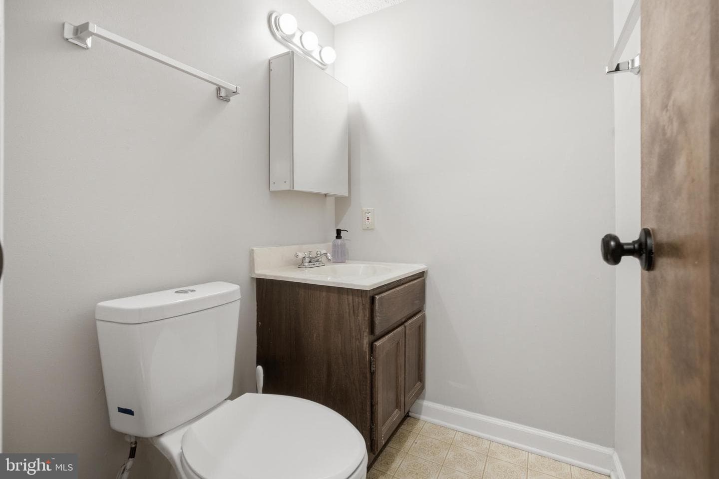 2080 Mountain View Road photo 25