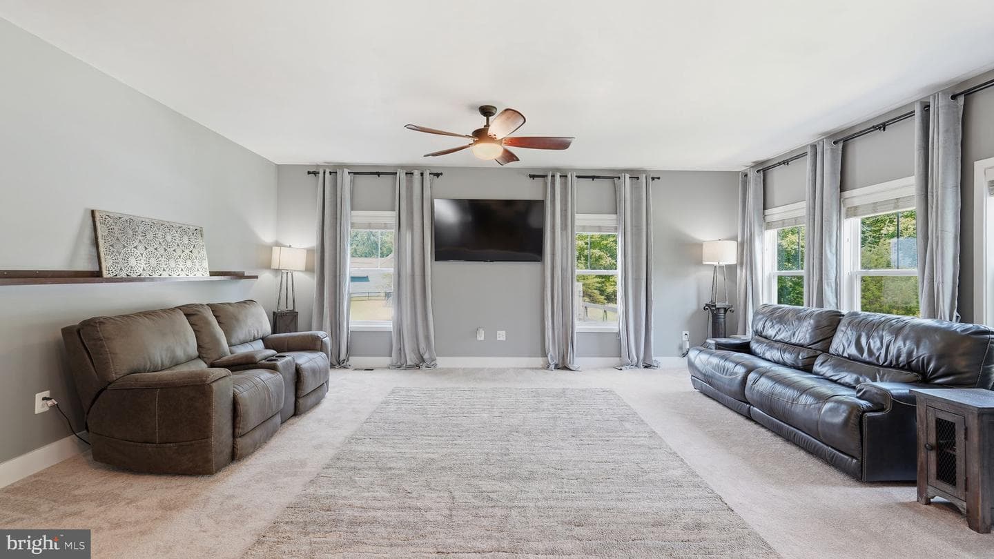 124 Brooke Point Court photo 14