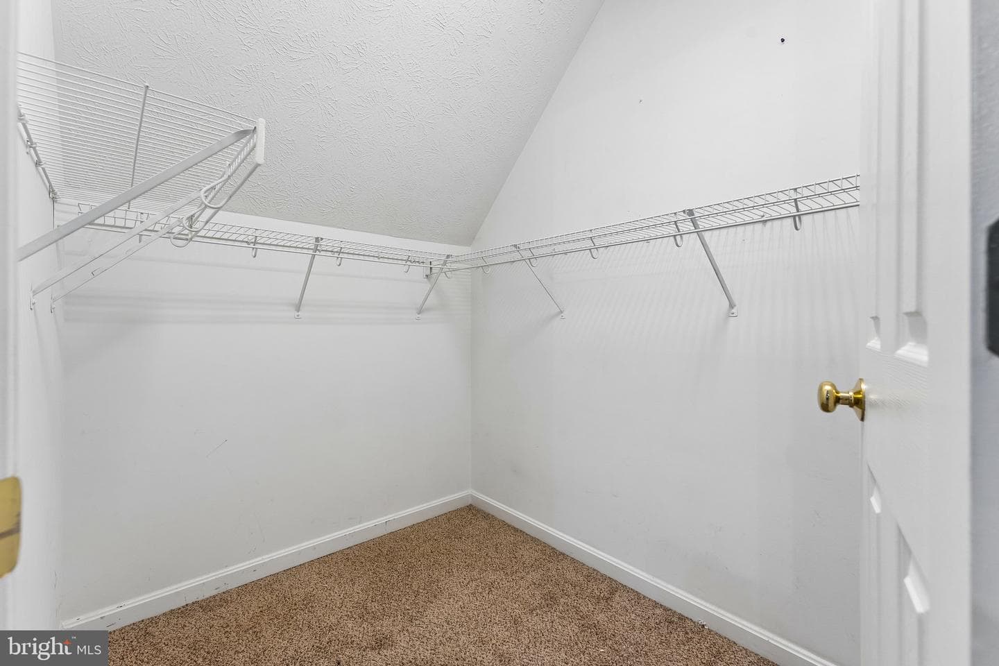 60 Goodwin Street photo 17