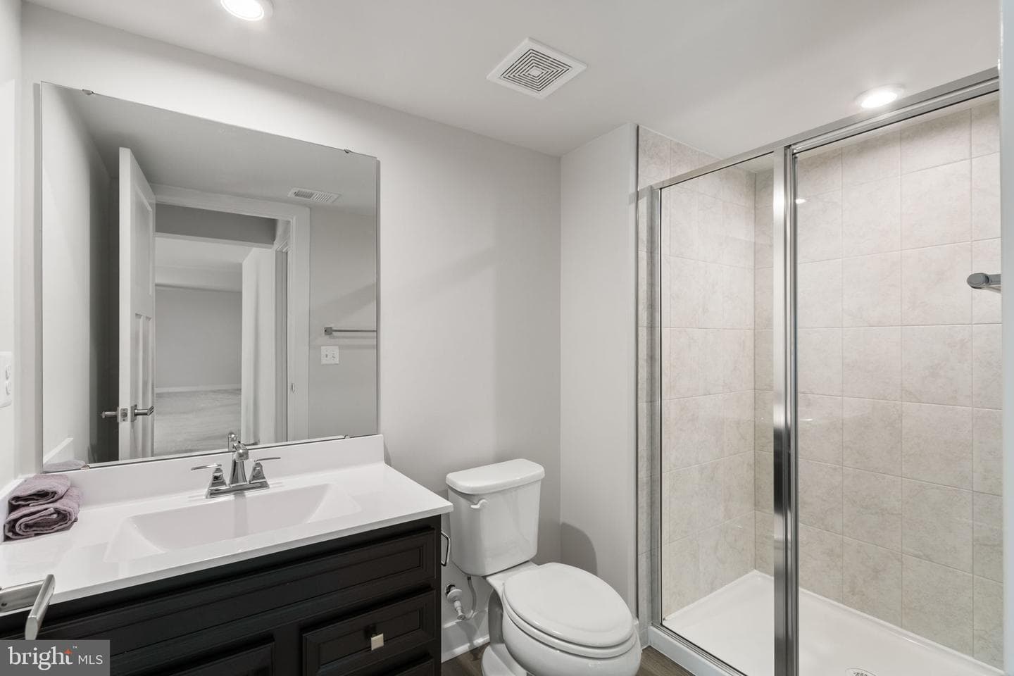 417 Greenstead Drive photo 28