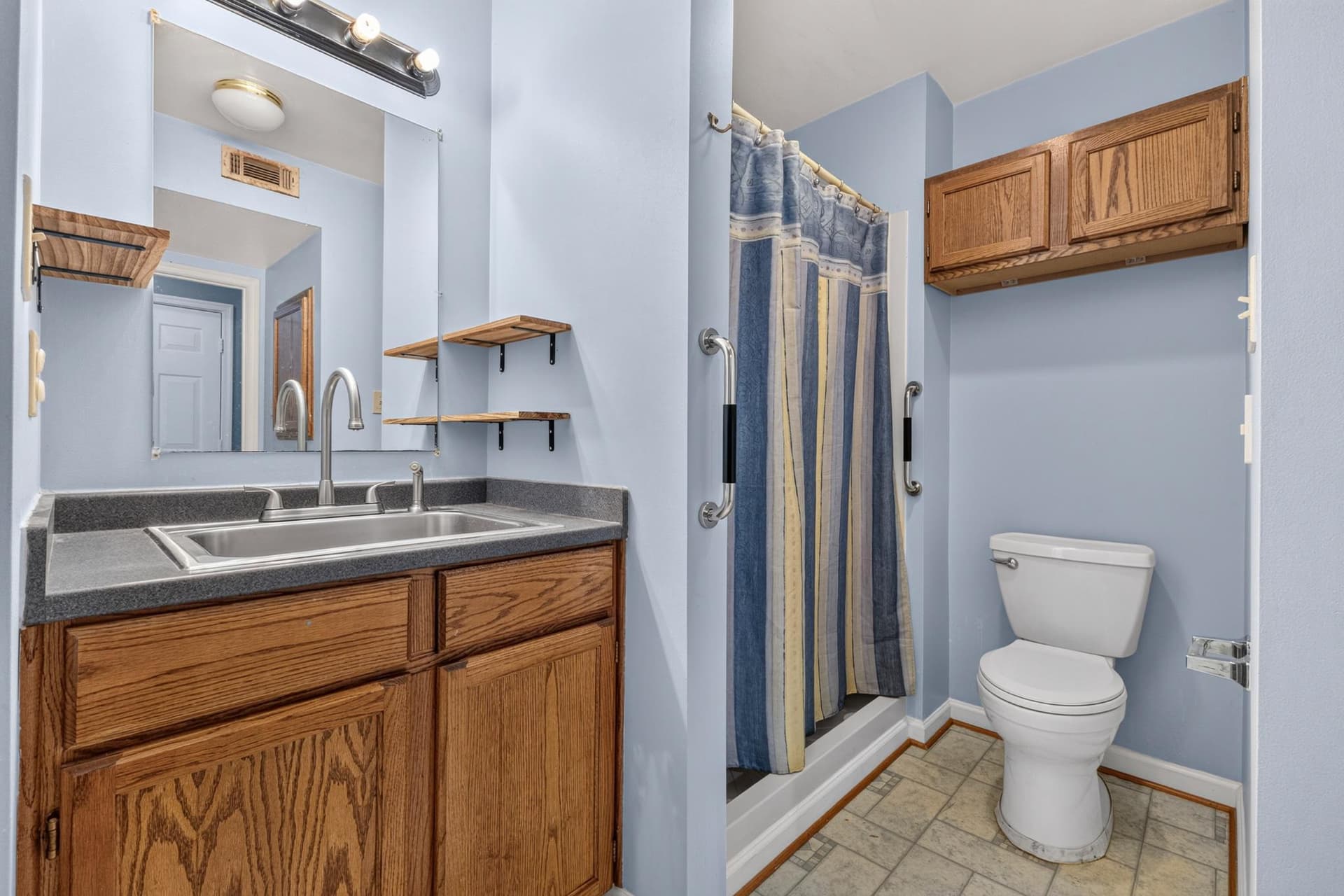 49 Clark Lane photo 17