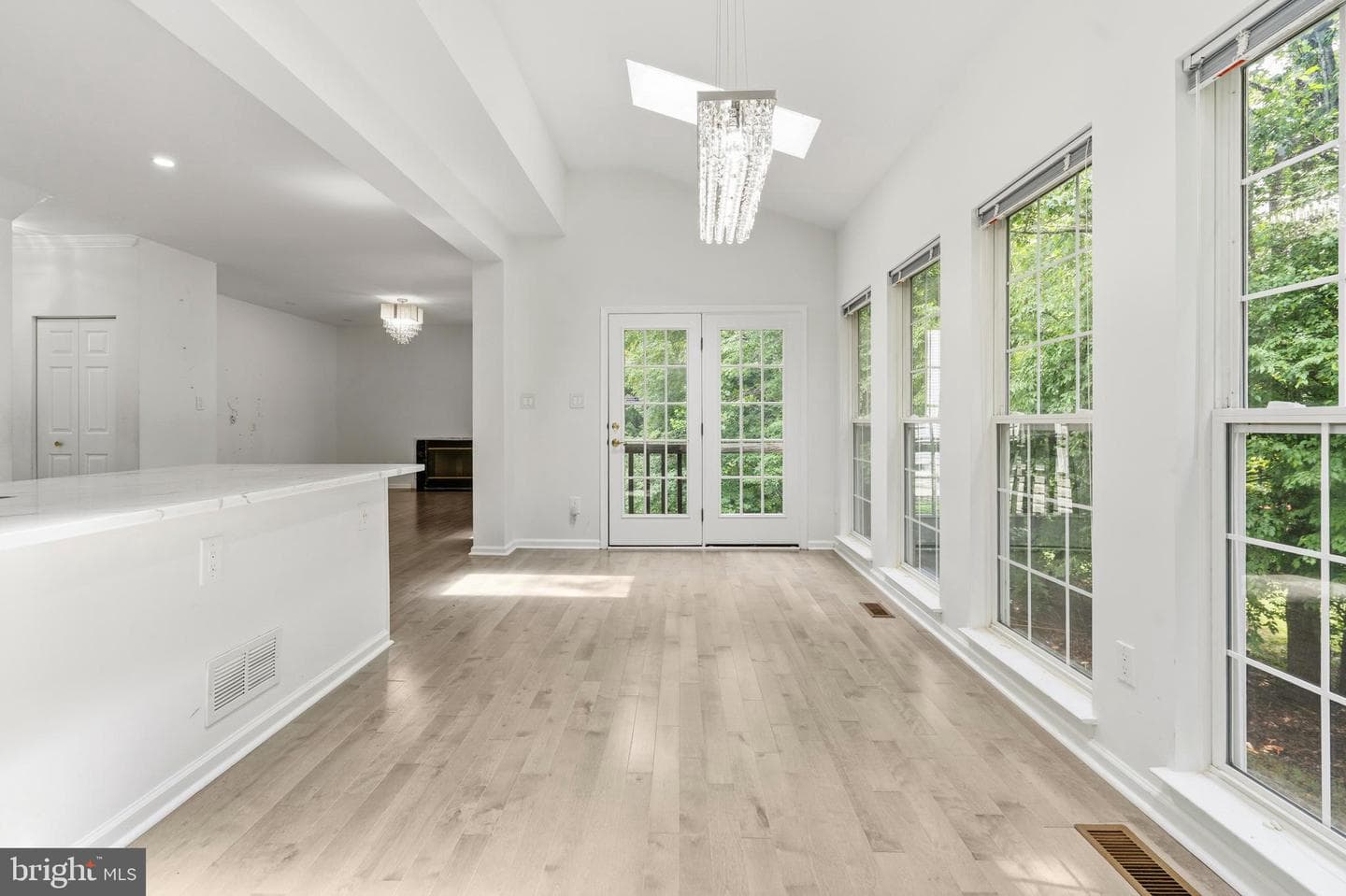 33 Jade Drive photo 19