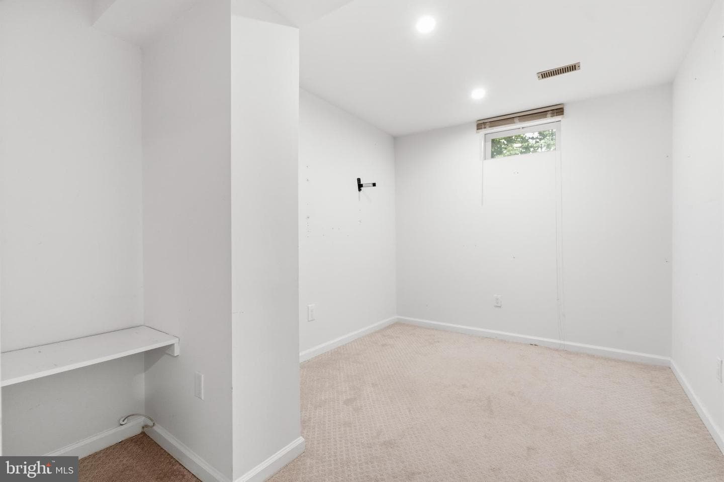 33 Jade Drive photo 40