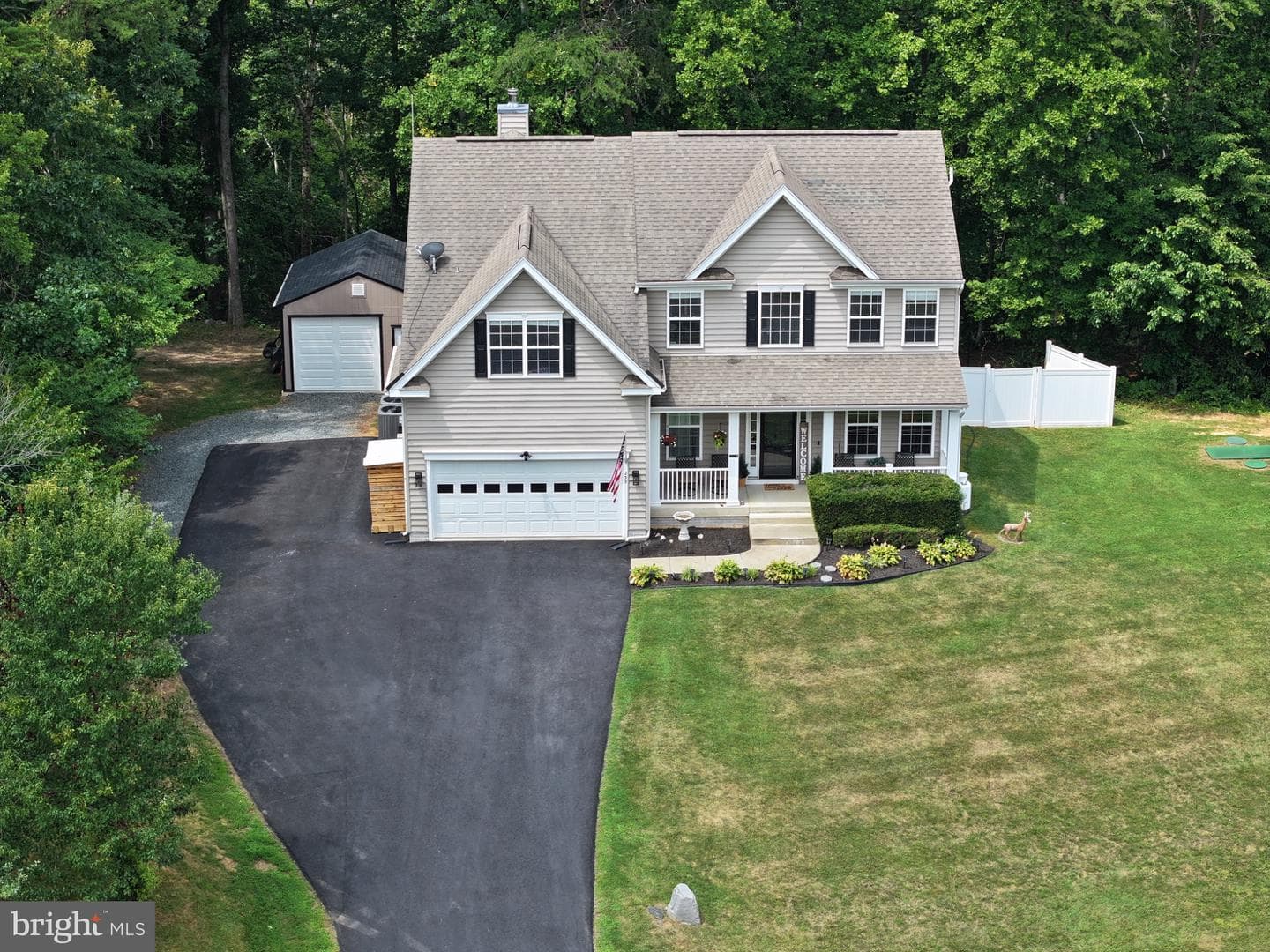 239 Toluca Road photo 3