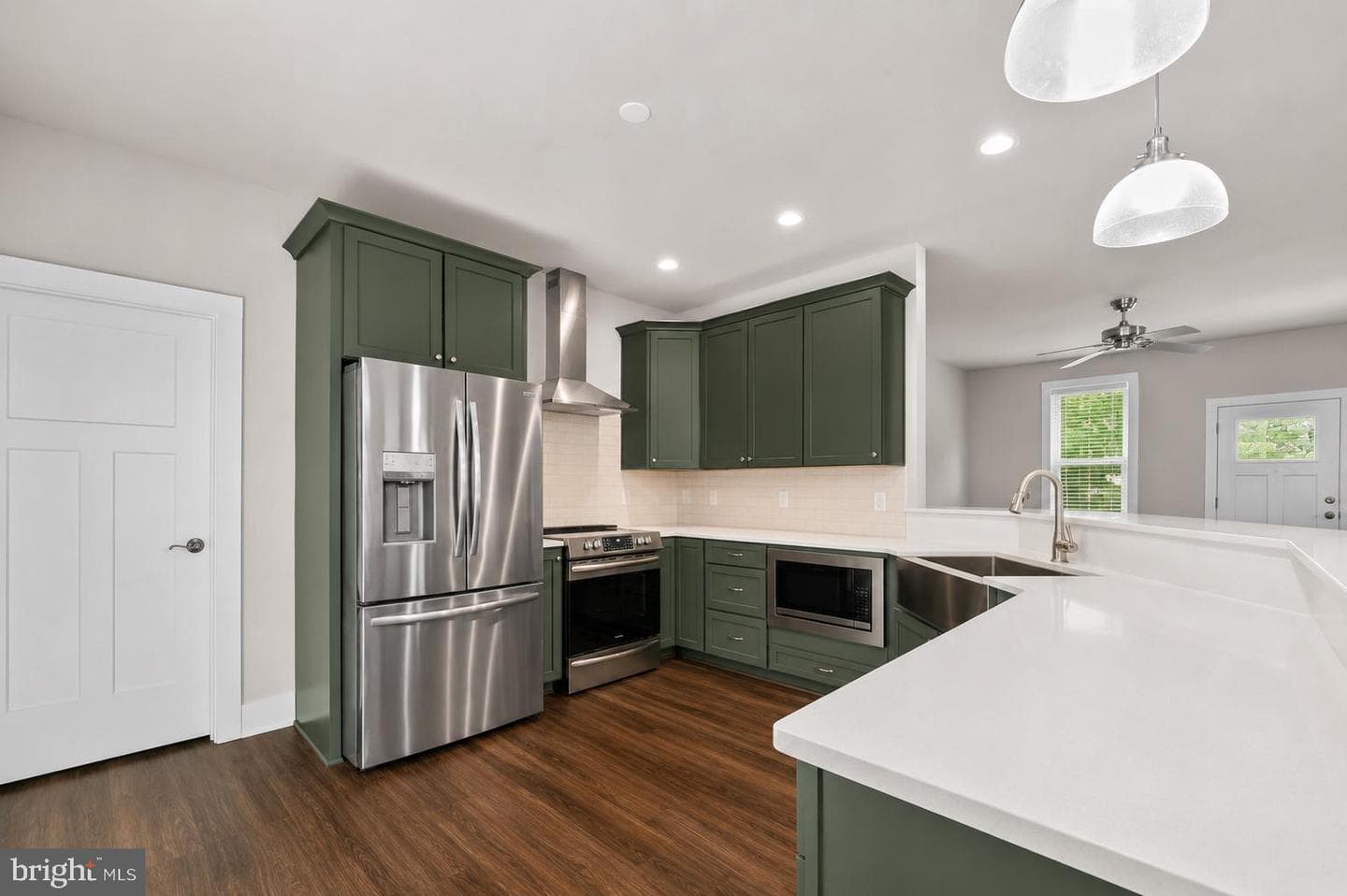 1210 Amherst Avenue photo 10