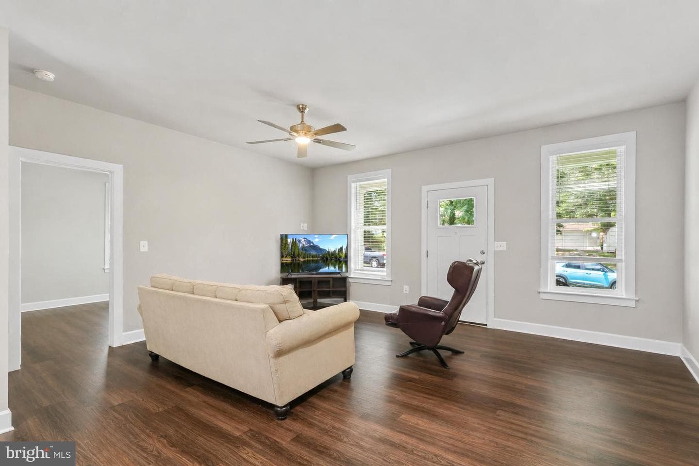 1210 Amherst Avenue photo 14