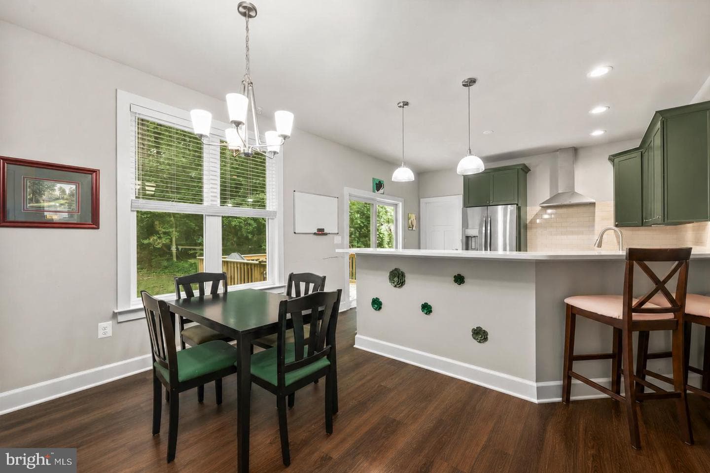 1210 Amherst Avenue photo 9