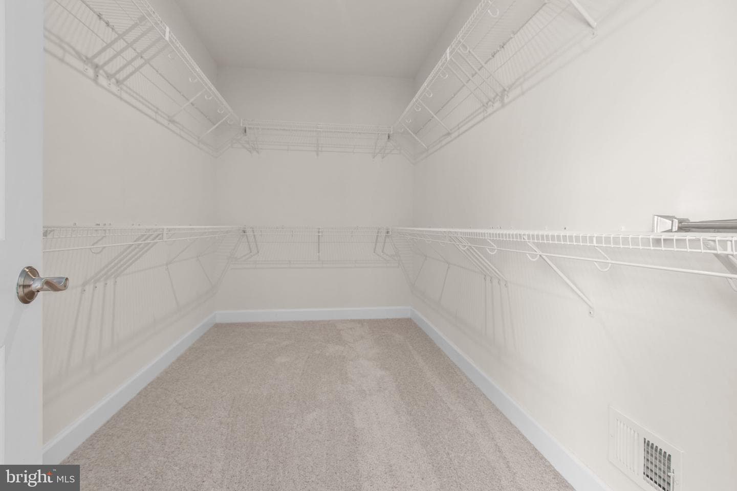 1221 Marigold Street photo 27