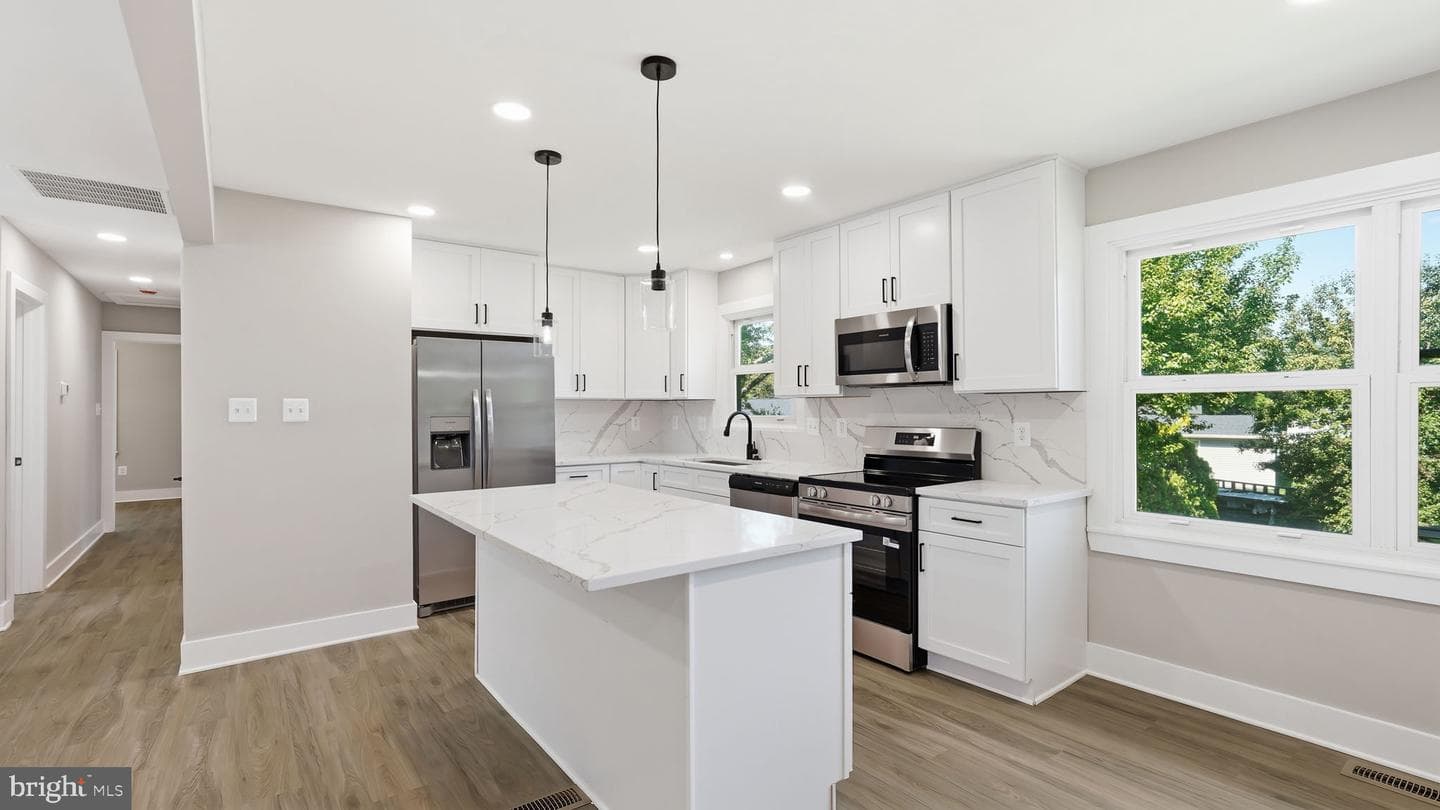 210 Austin Drive photo 15