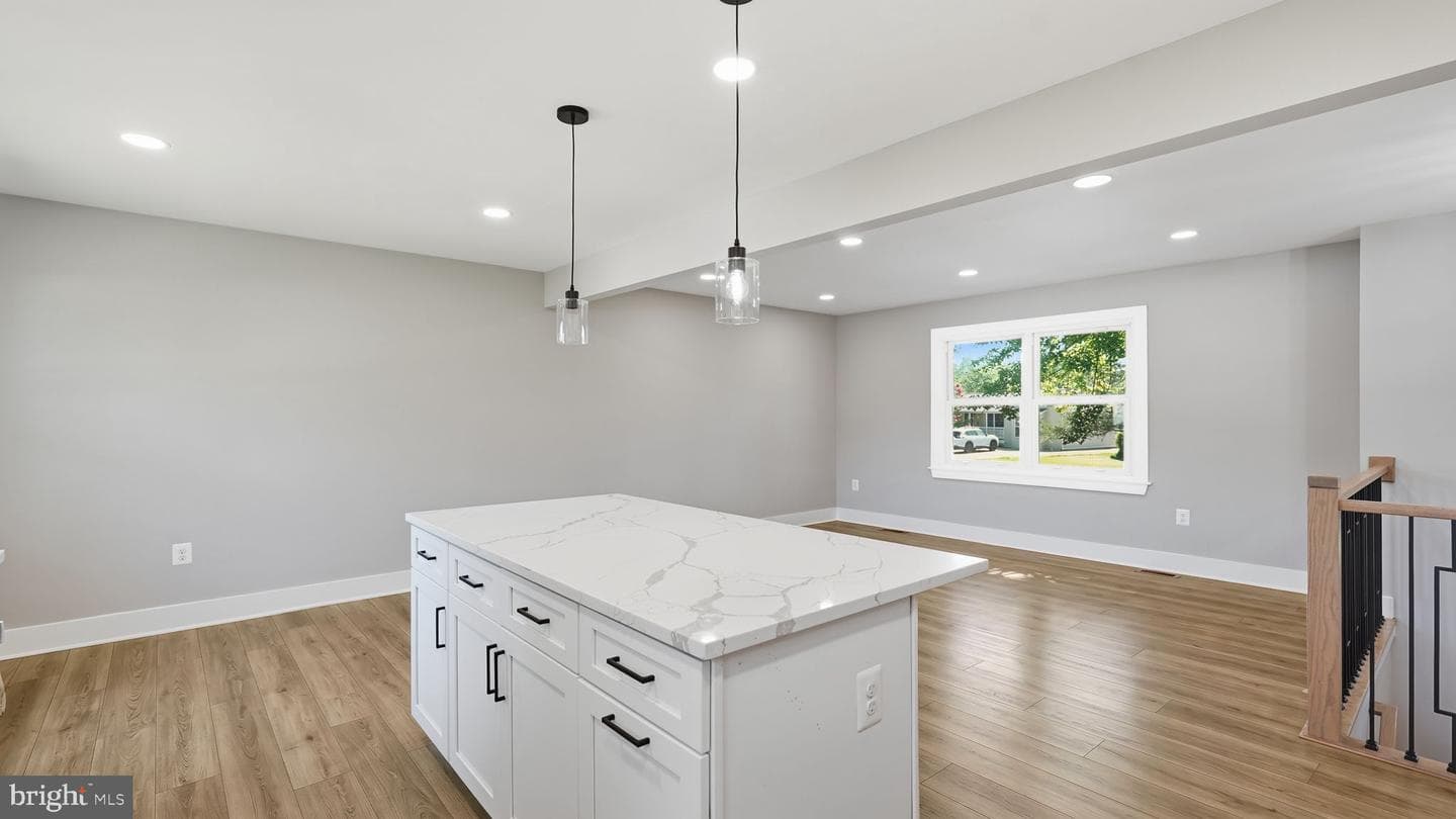 210 Austin Drive photo 18