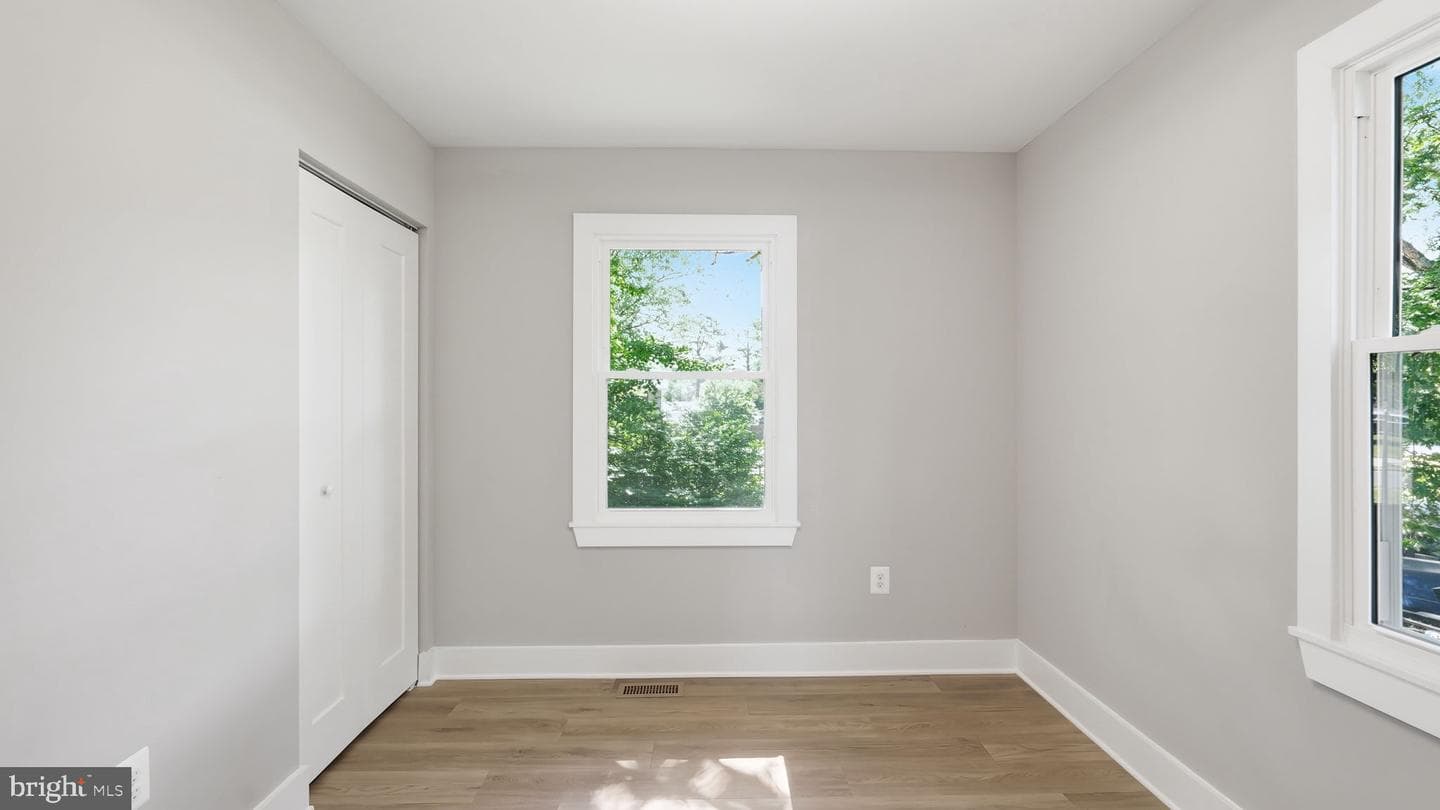 210 Austin Drive photo 24