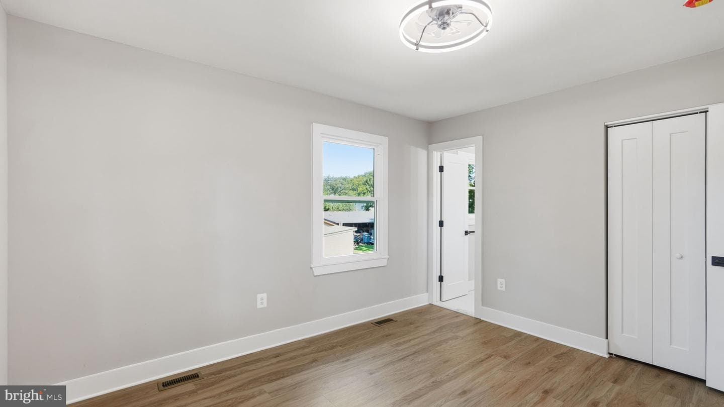 210 Austin Drive photo 27