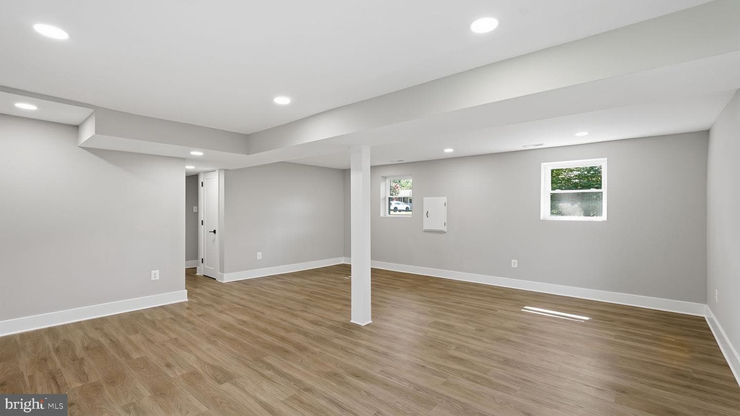 210 Austin Drive photo 31