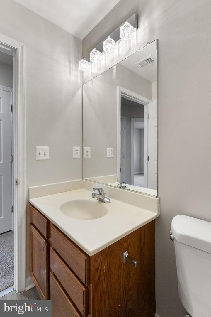 109 Chesterbrook photo 35