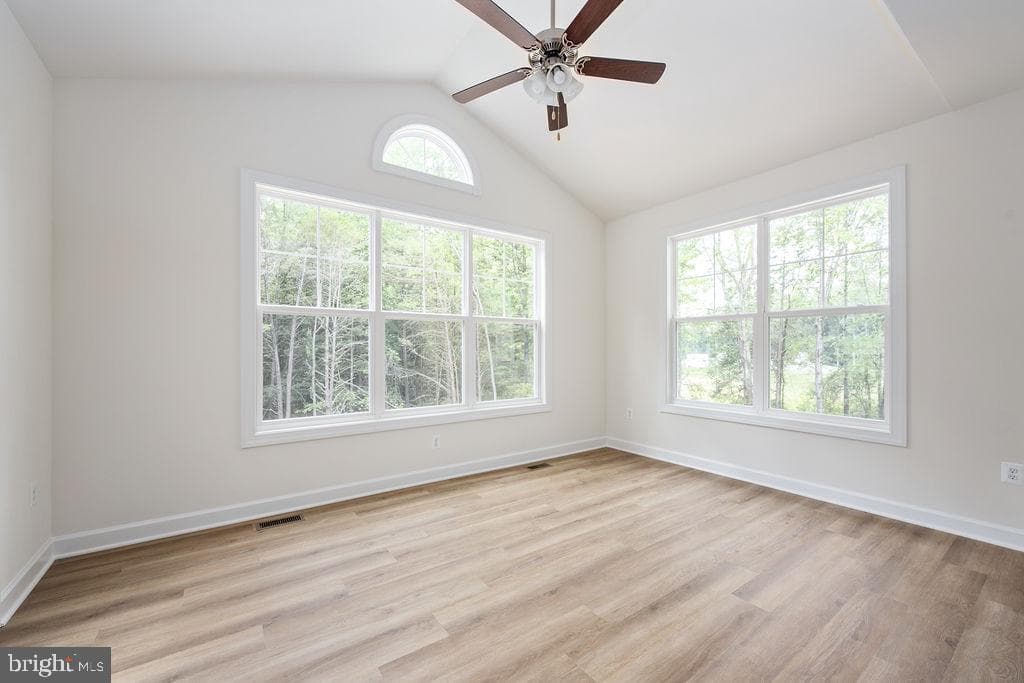 578 Tacketts Mill Road photo 27