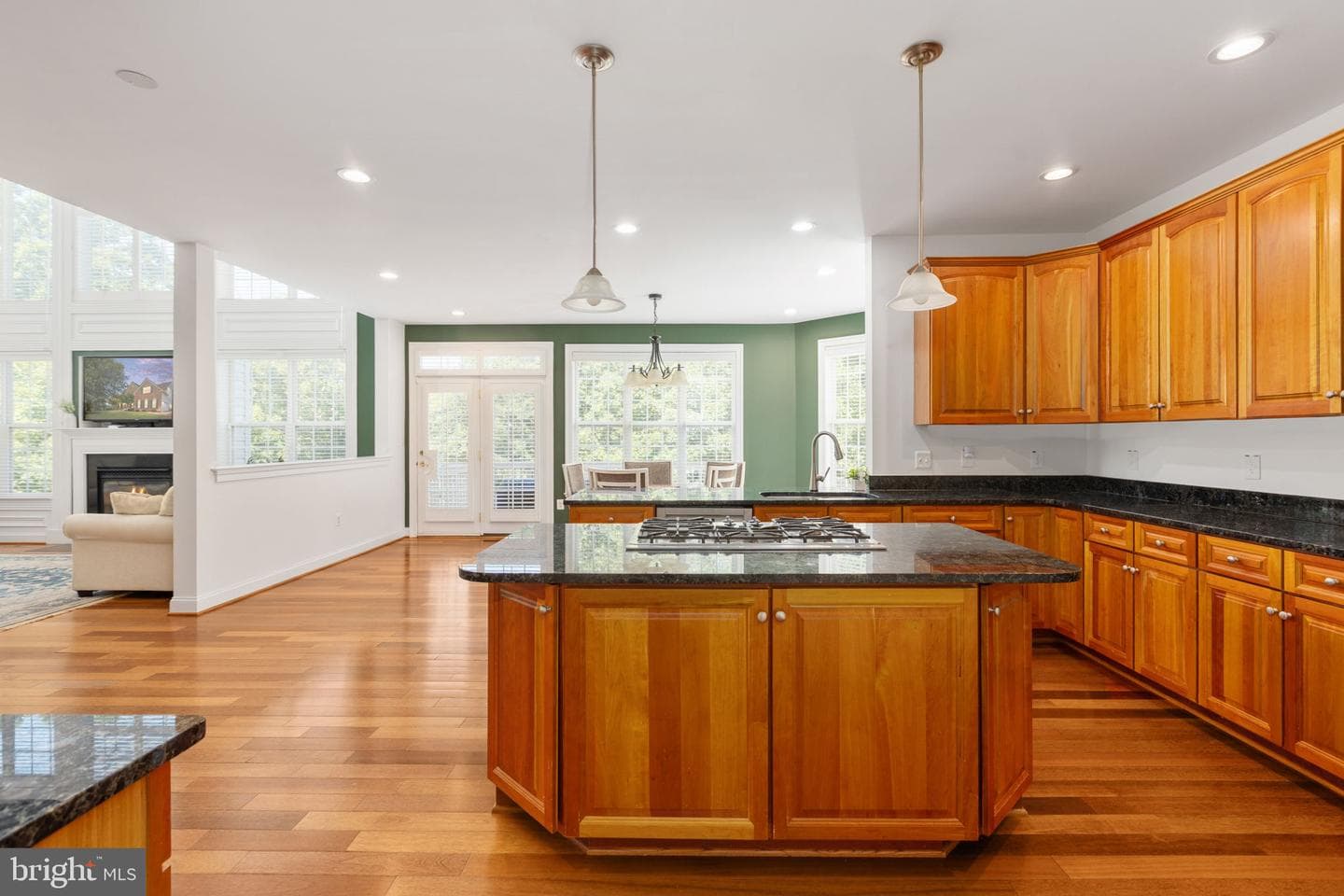 76 High Ridge Drive photo 8
