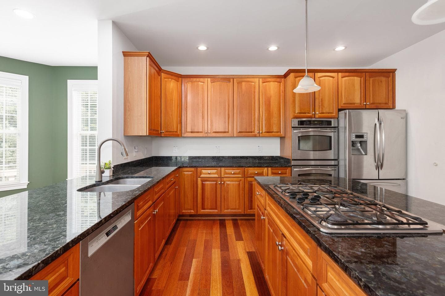 76 High Ridge Drive photo 9