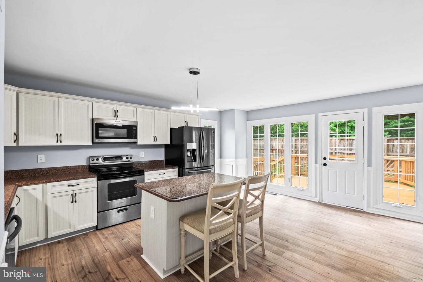 601 Twin Brook Lane photo 4