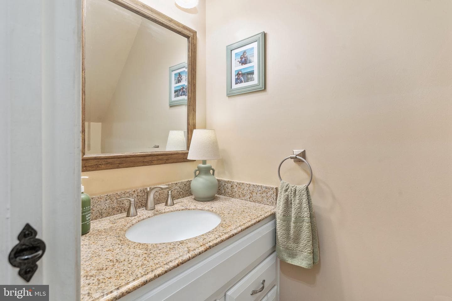 6 Greenhaven Court photo 16