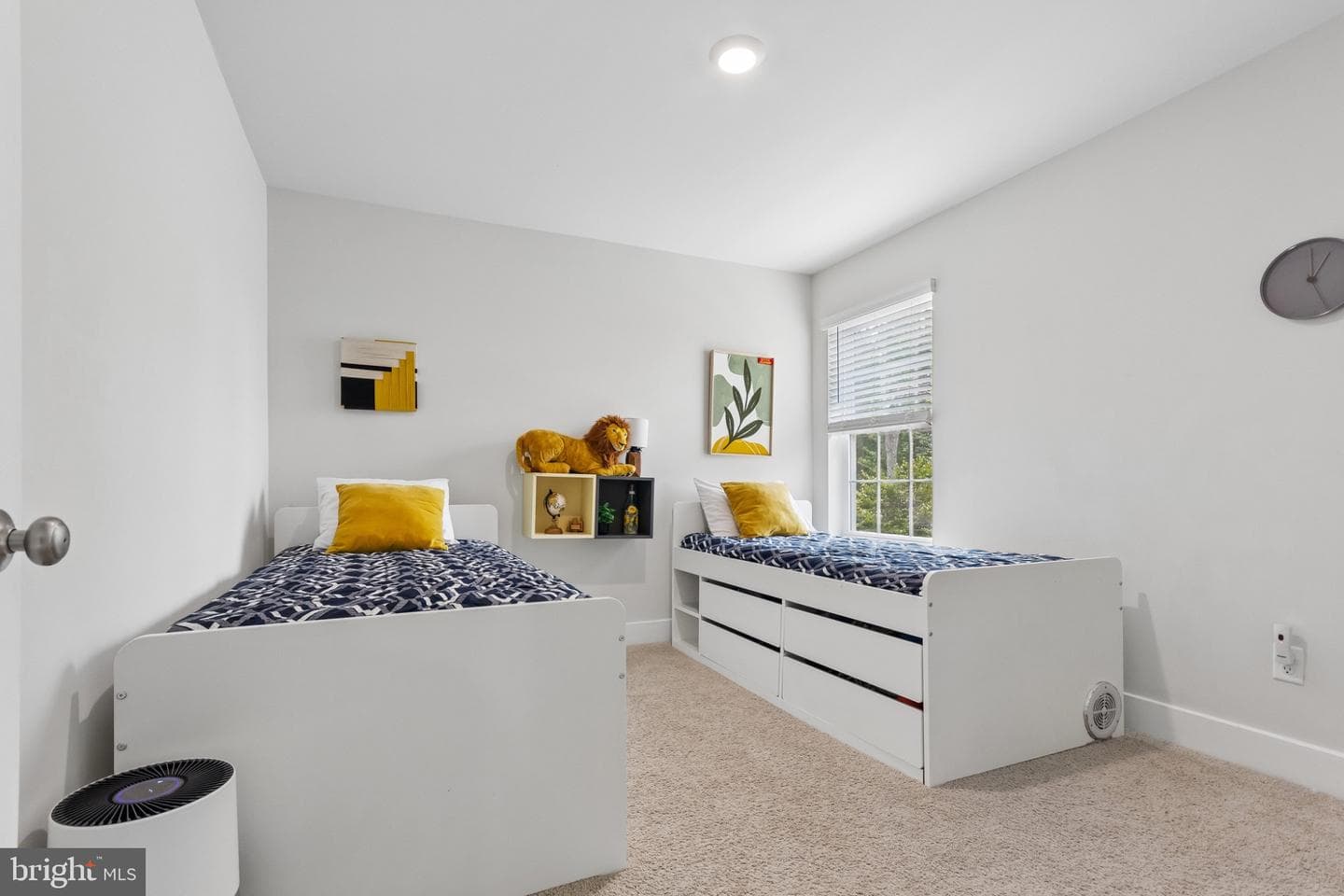 717 Long Meadow Drive photo 27