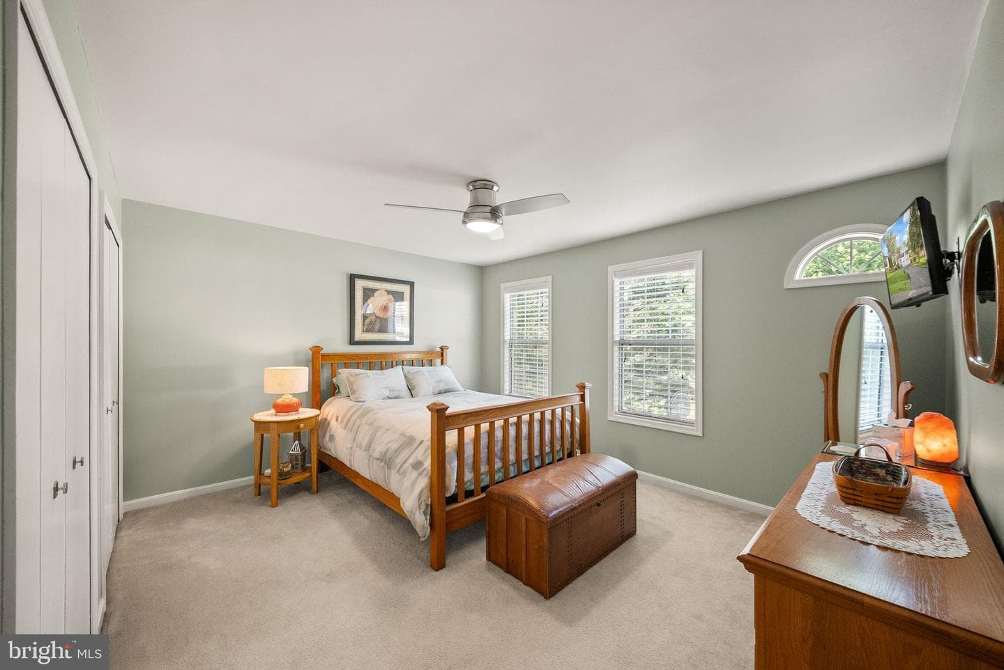 18 Parkwood Court photo 36