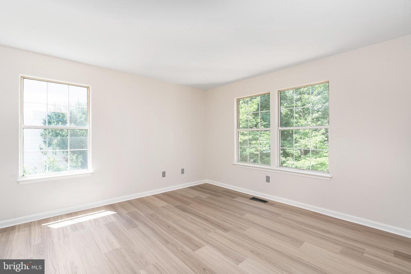 5 Timberwood Court photo 29