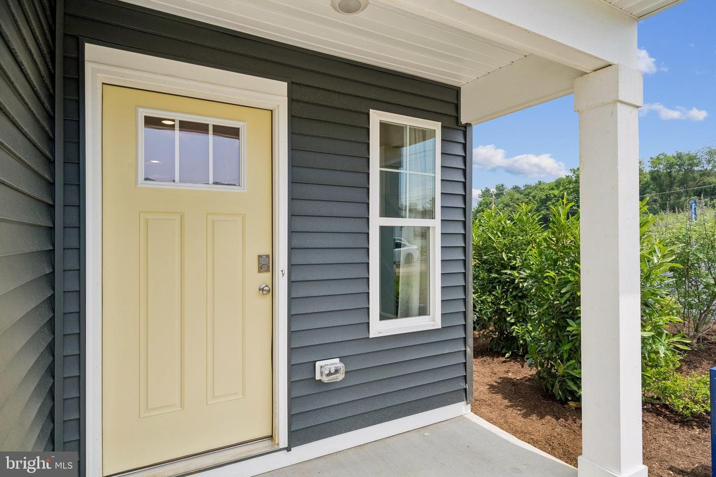 233 Camden Drive photo 34