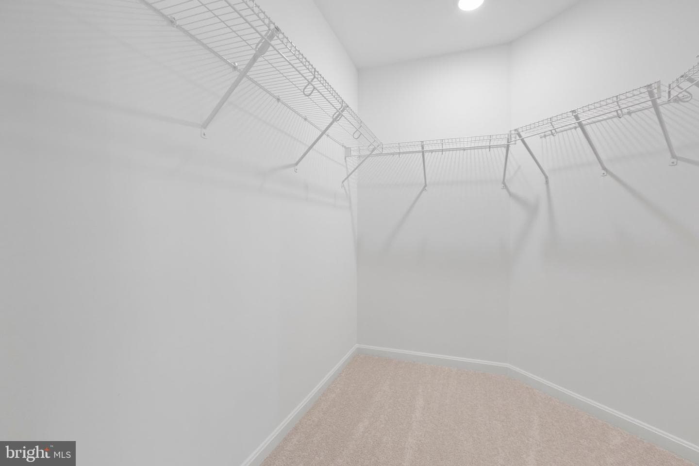 71 Laurel Lane photo 34