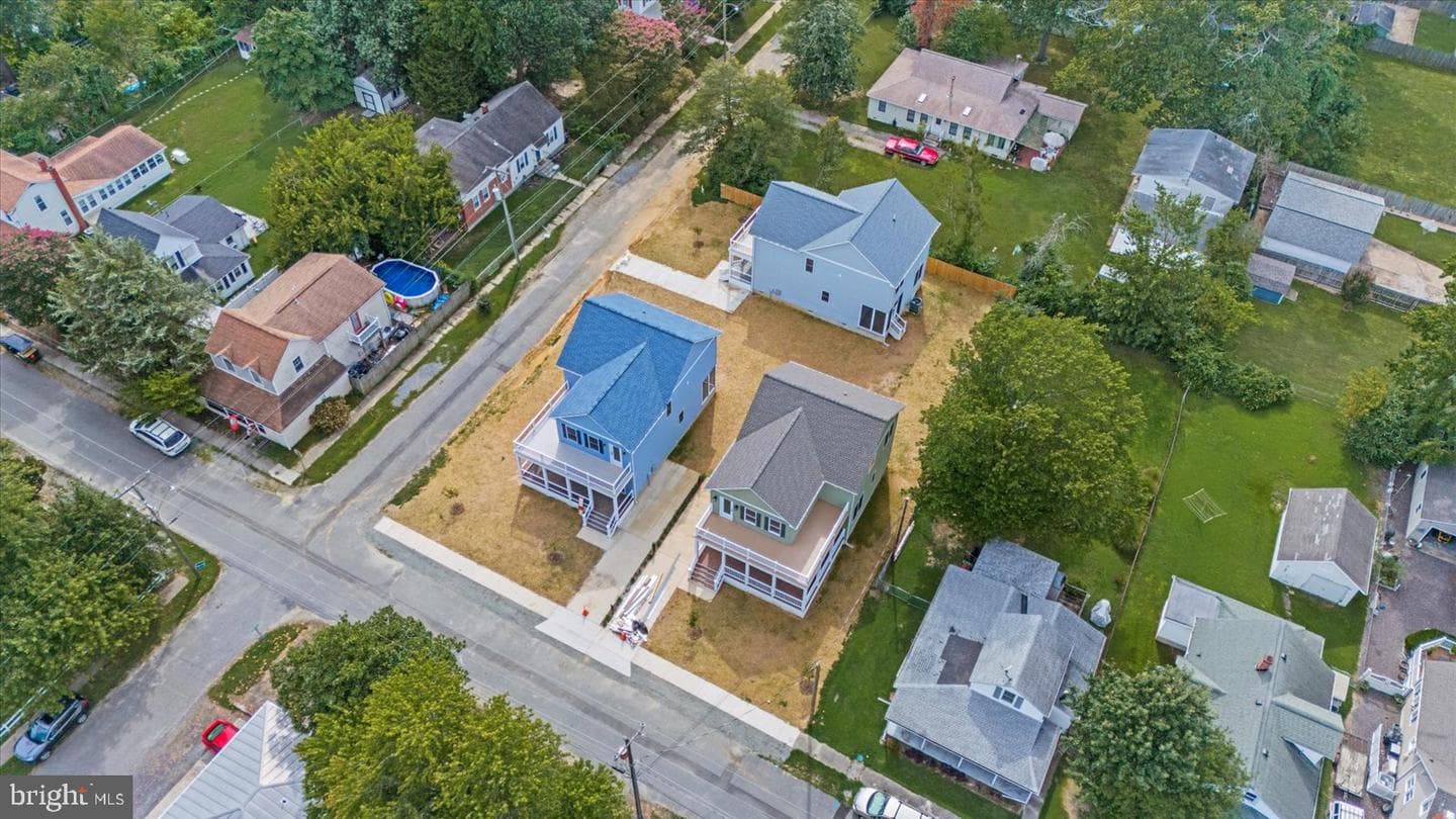 702 Taggart Street photo 47