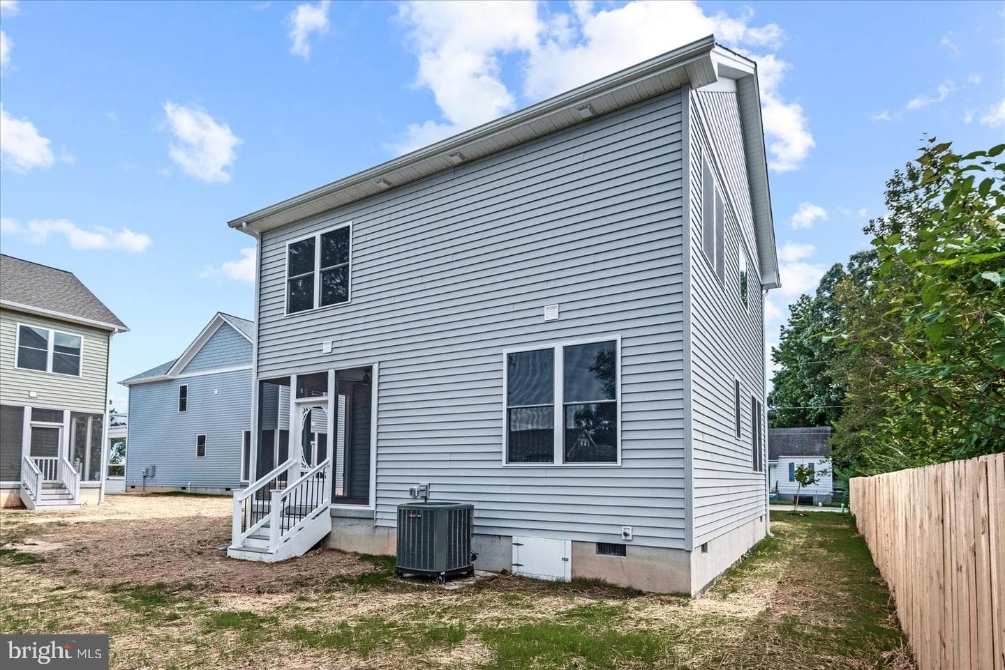 207 Lincoln photo 40