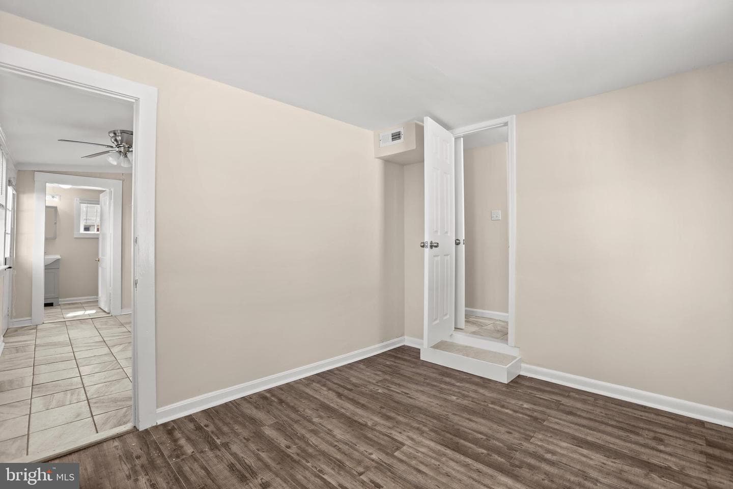 1212 Lossing Avenue photo 19