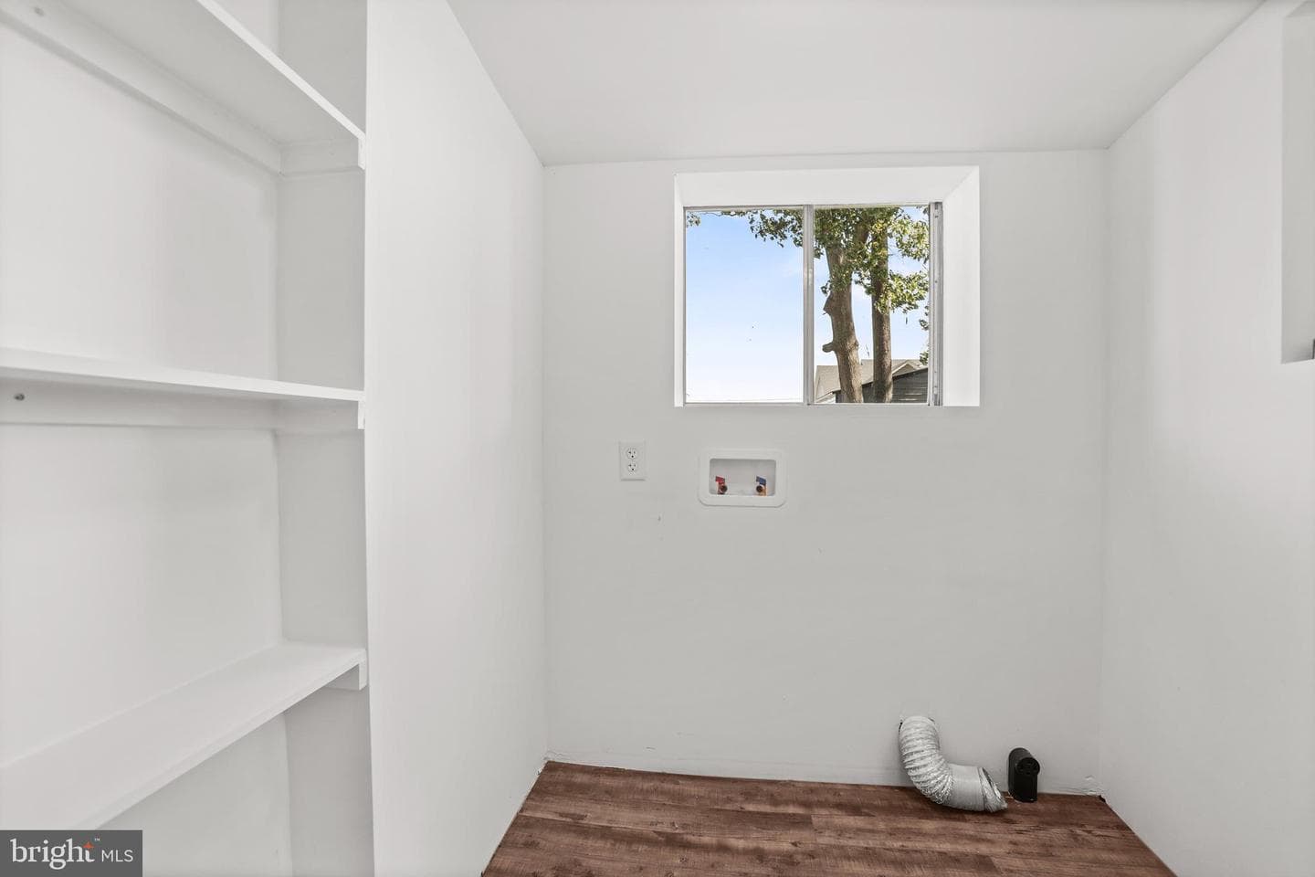 1212 Lossing Avenue photo 24