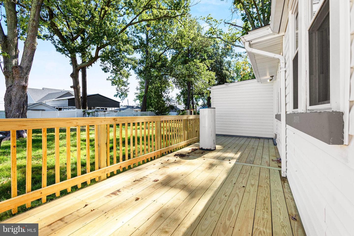 1212 Lossing Avenue photo 30