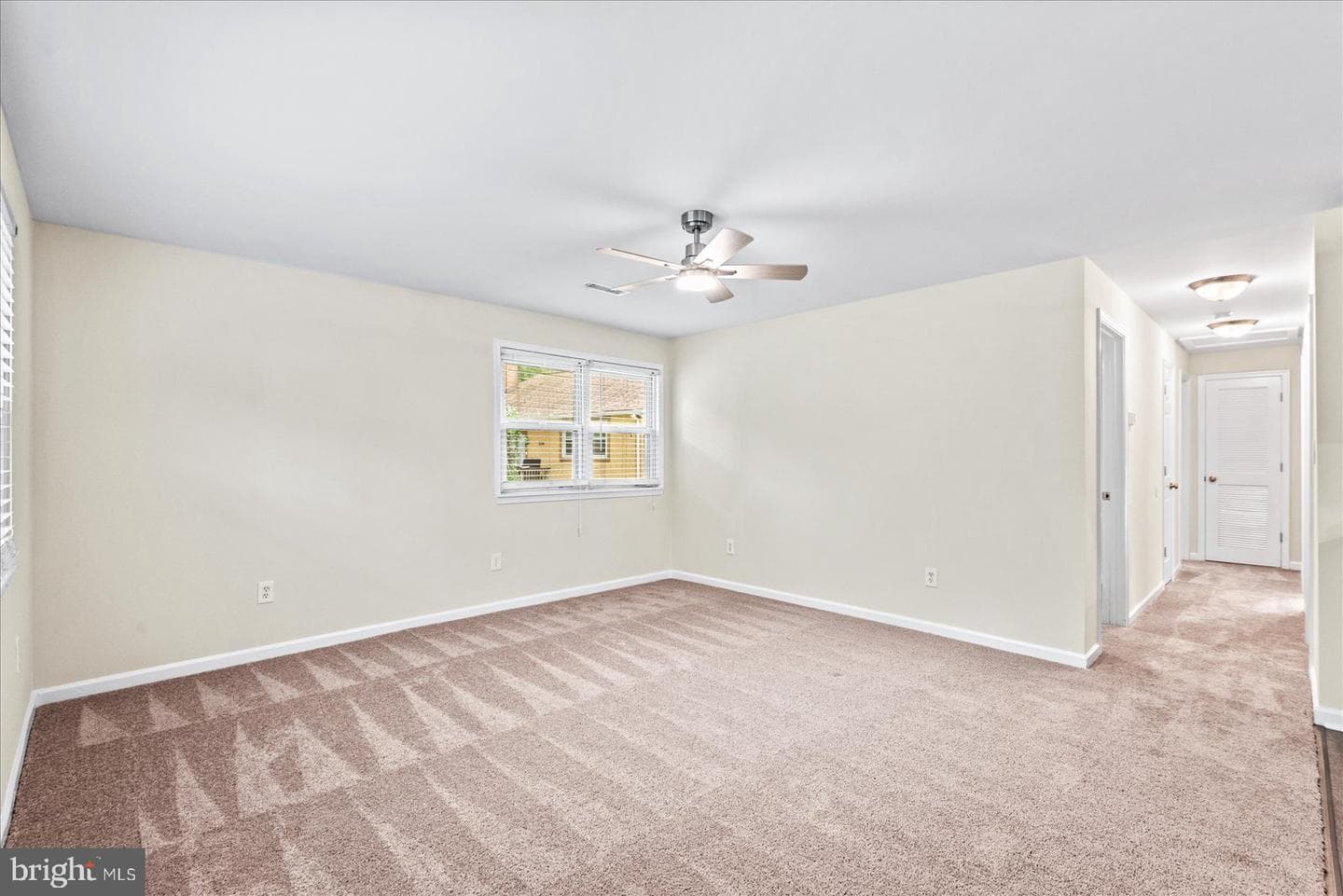 218 Circle Lane photo 12