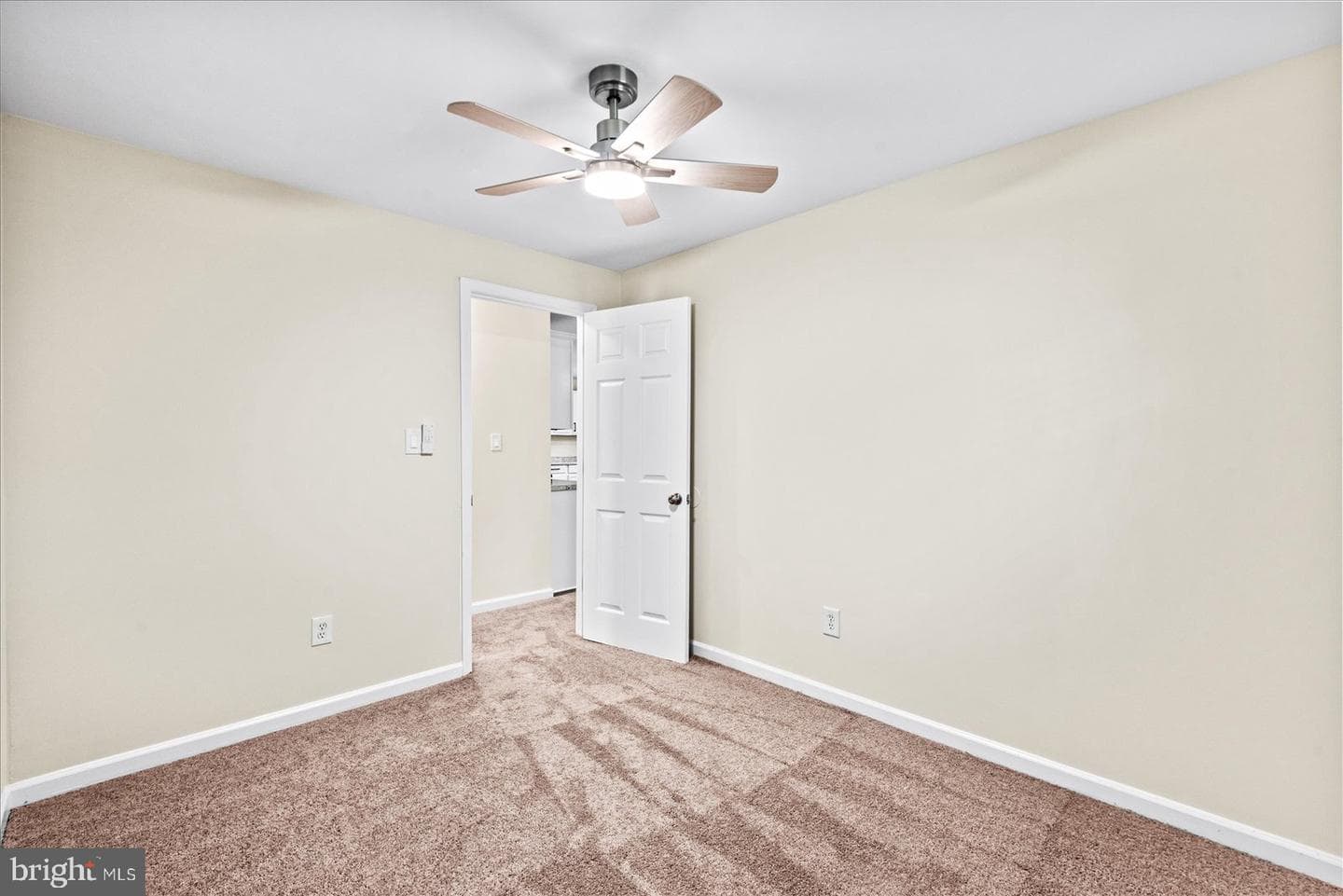 218 Circle Lane photo 23