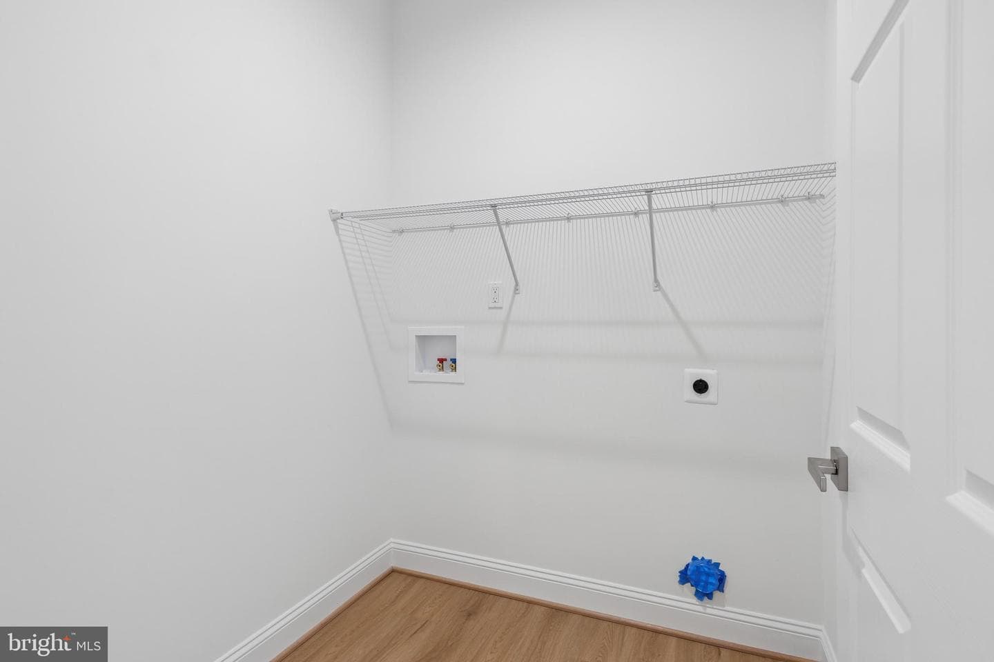 54 Shore Dr. photo 36