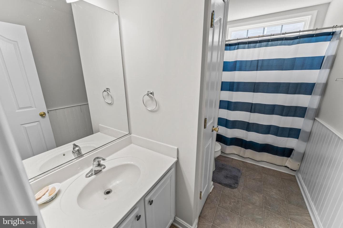 1226 Bancroft Avenue photo 27