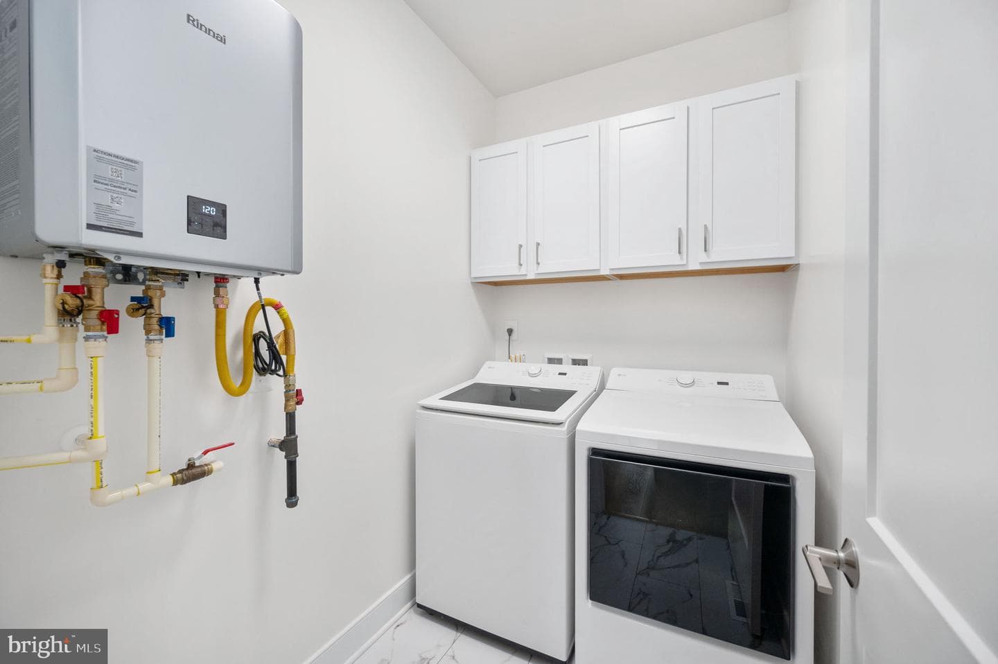709 Garfield Avenue photo 39