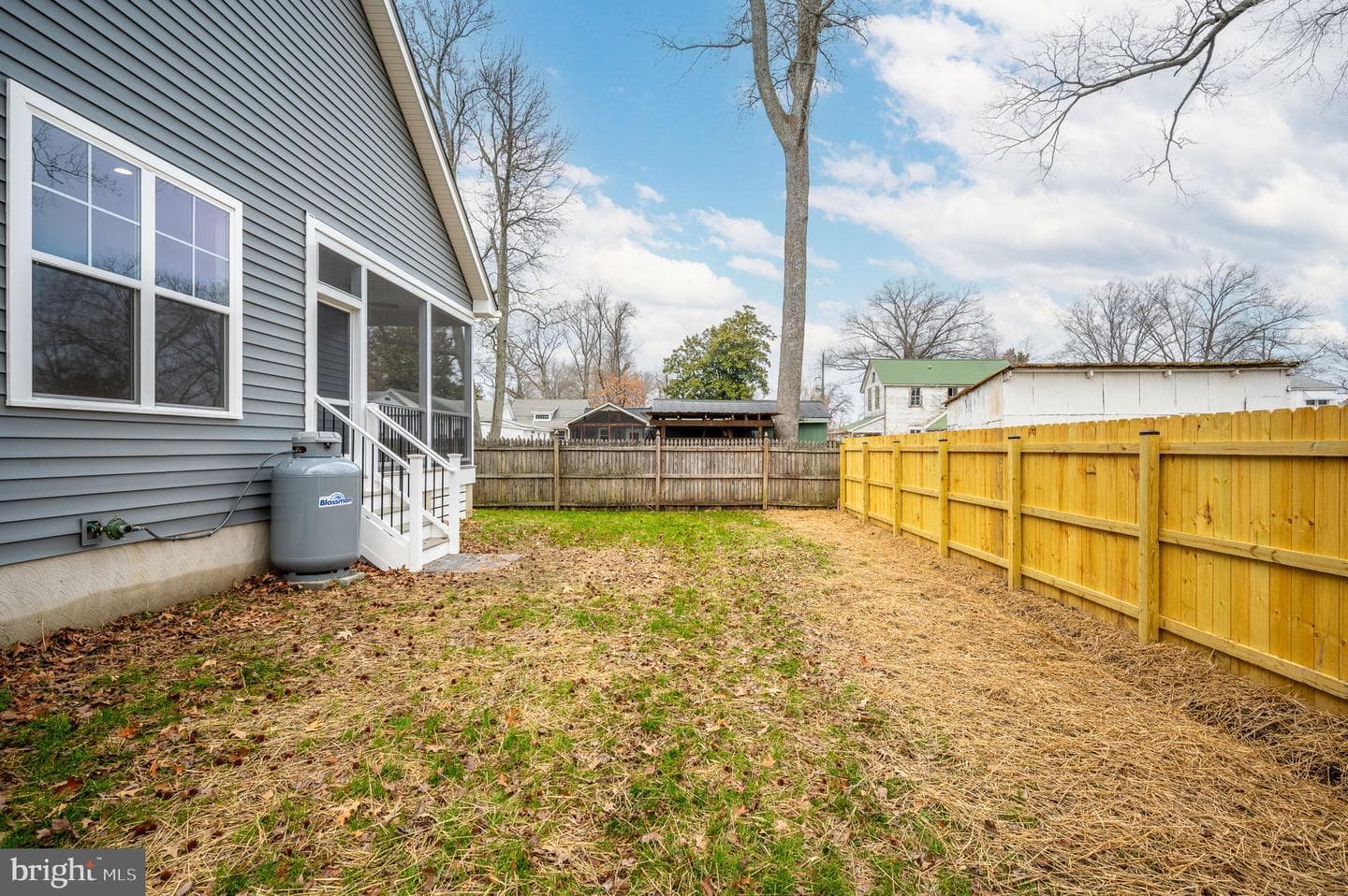 709 Garfield Avenue photo 65