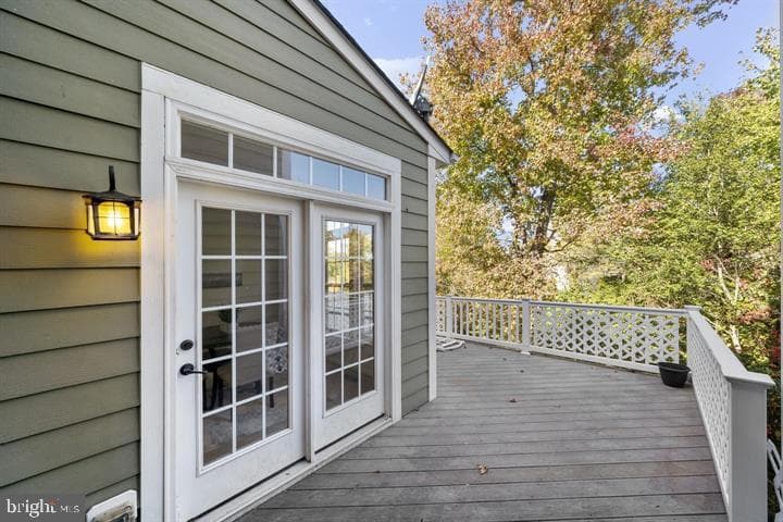 409 Monroe Point Drive photo 29