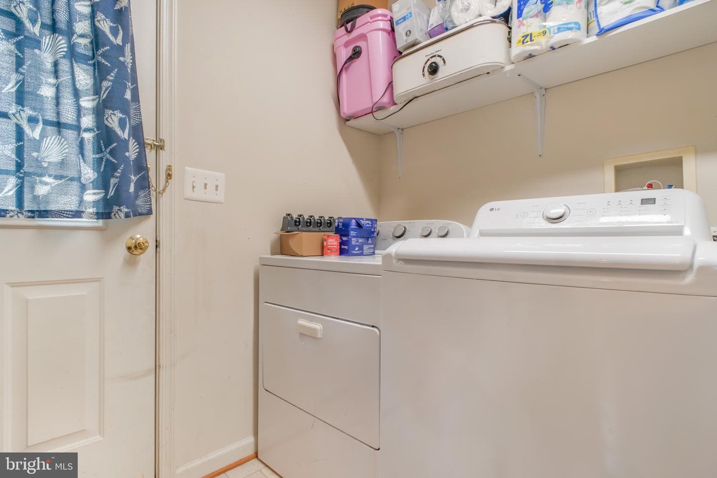 213 12th Street photo 18