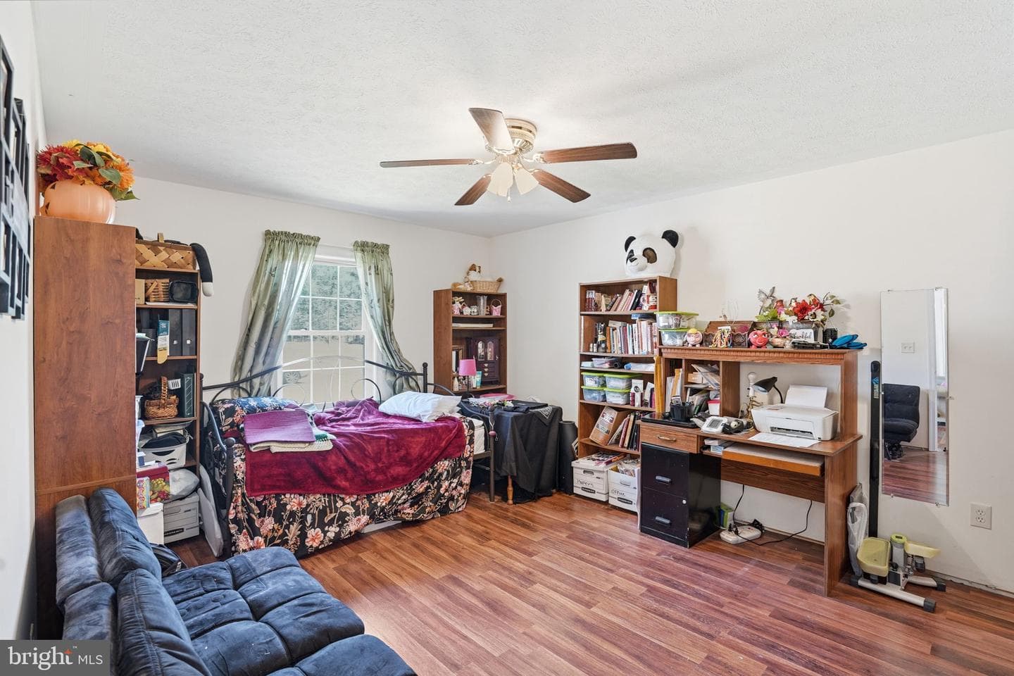 275 Monticello photo 14