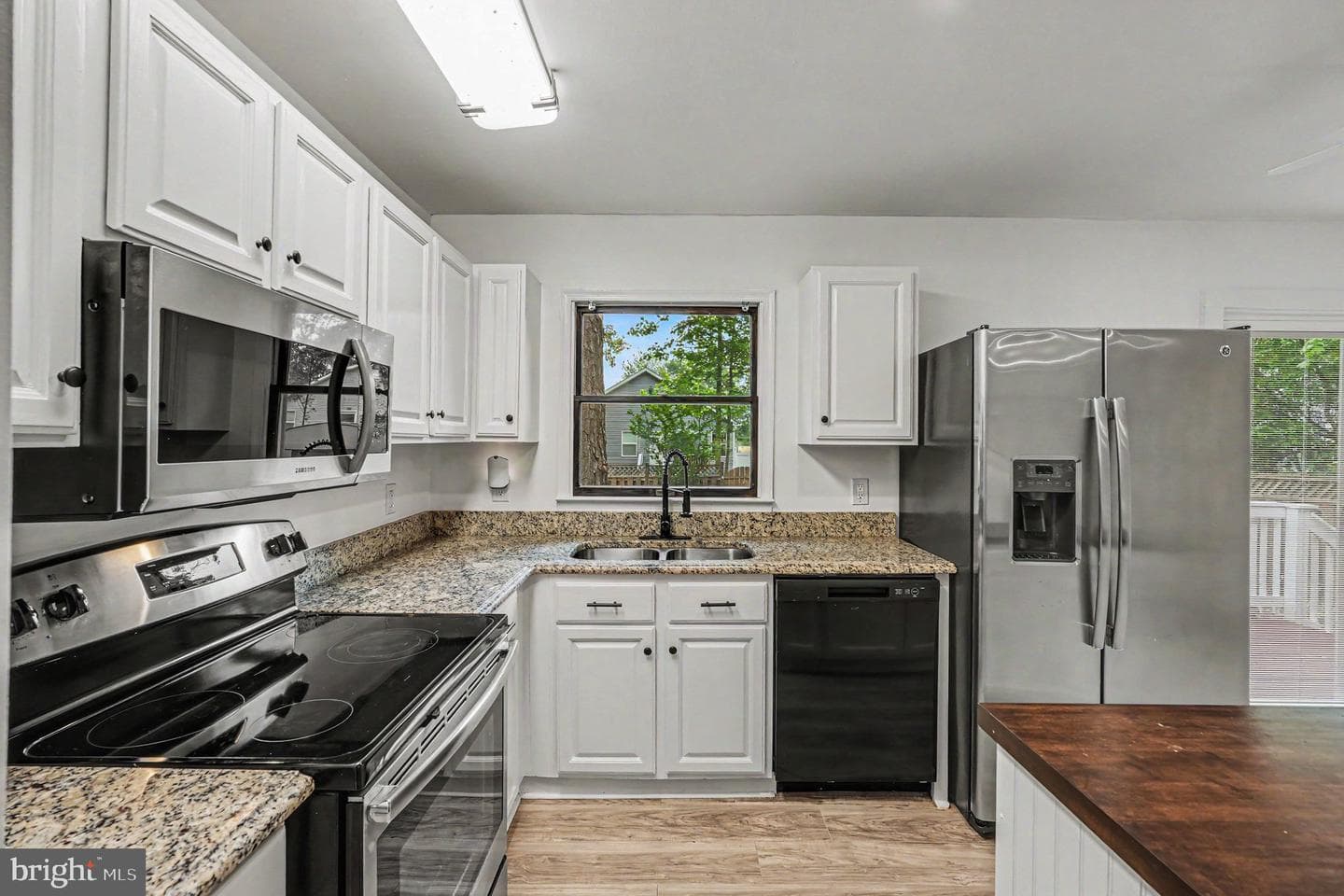 78 Woodmount Dr photo 11