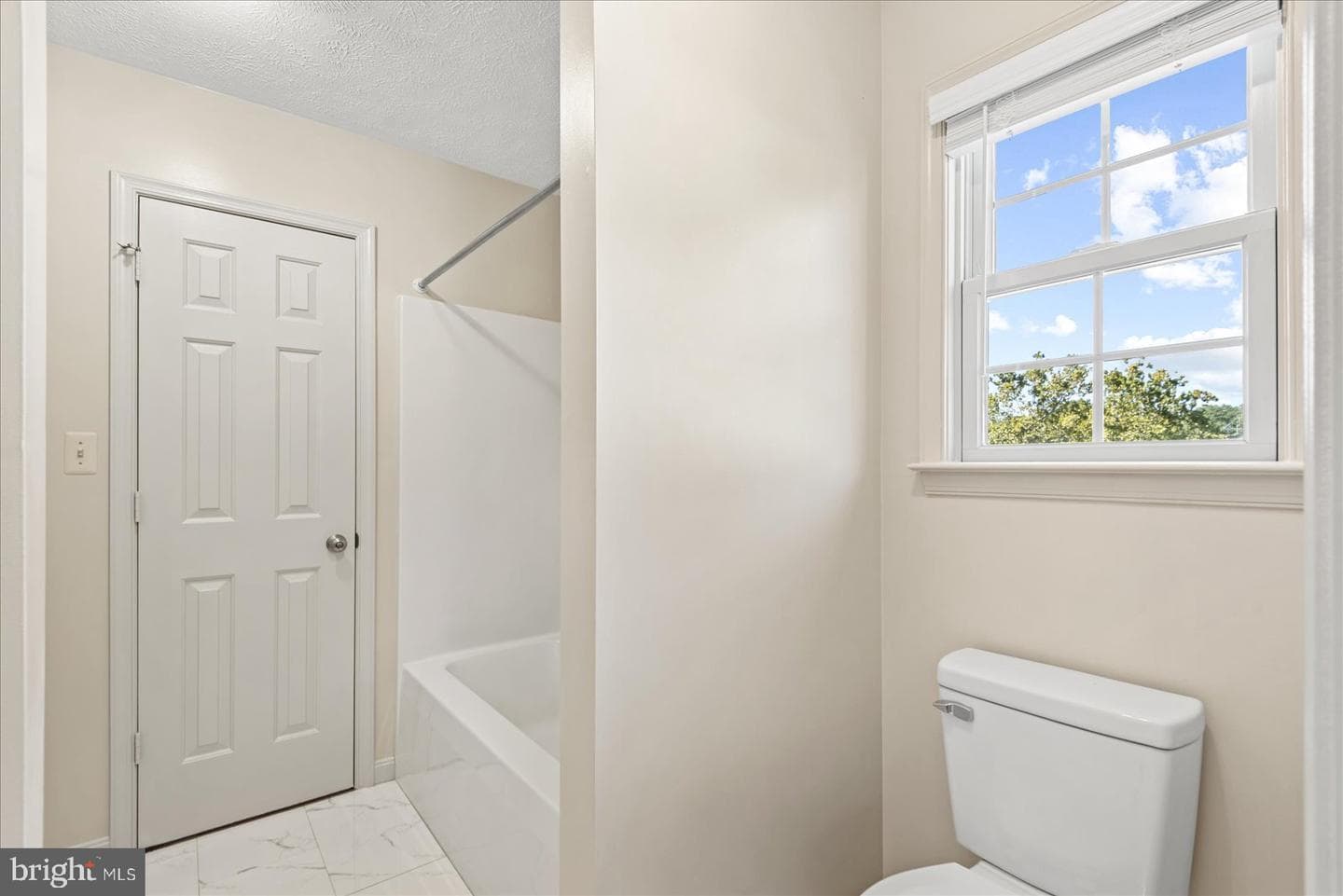 321 3rd Street photo 37