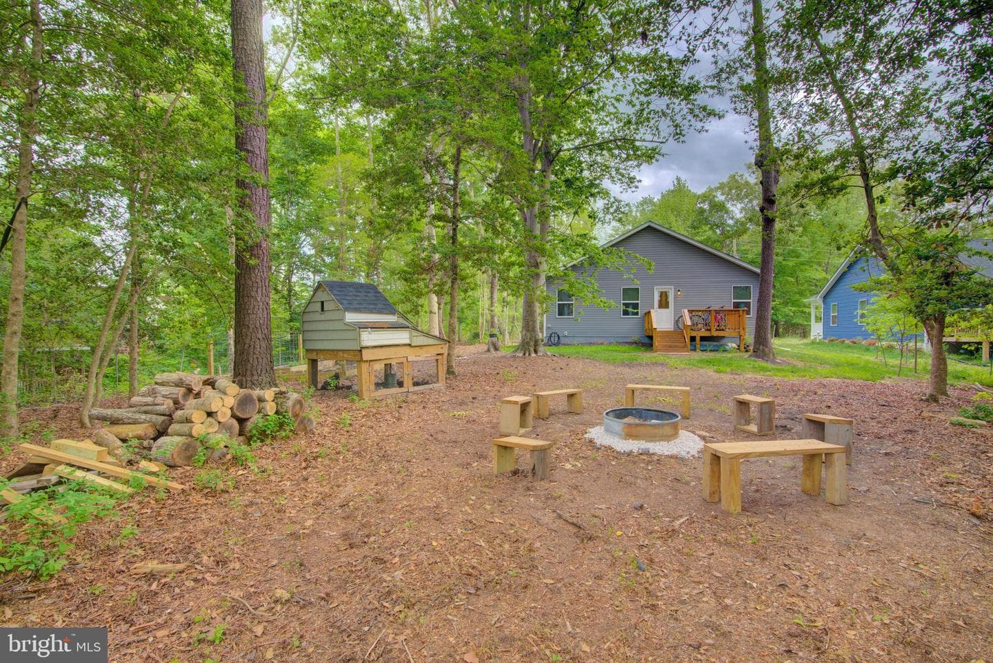 47 Magnolia Blvd (Former Cedar Lane) photo 15